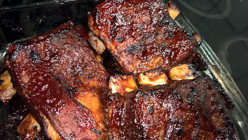 How to Cook Beef Ribs in the Oven Fast