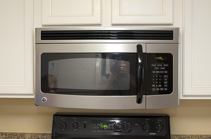 GE microwave is not heating