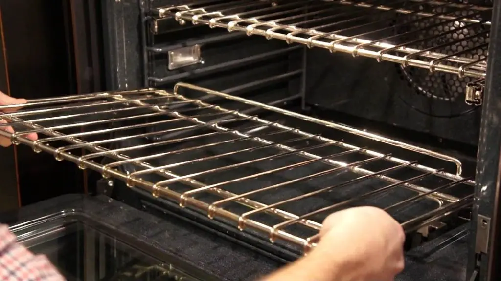 Electrolux Oven Racks [Problems, Solutions & Guide]