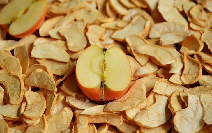 How to Dry Apples in an Oven for Decoration